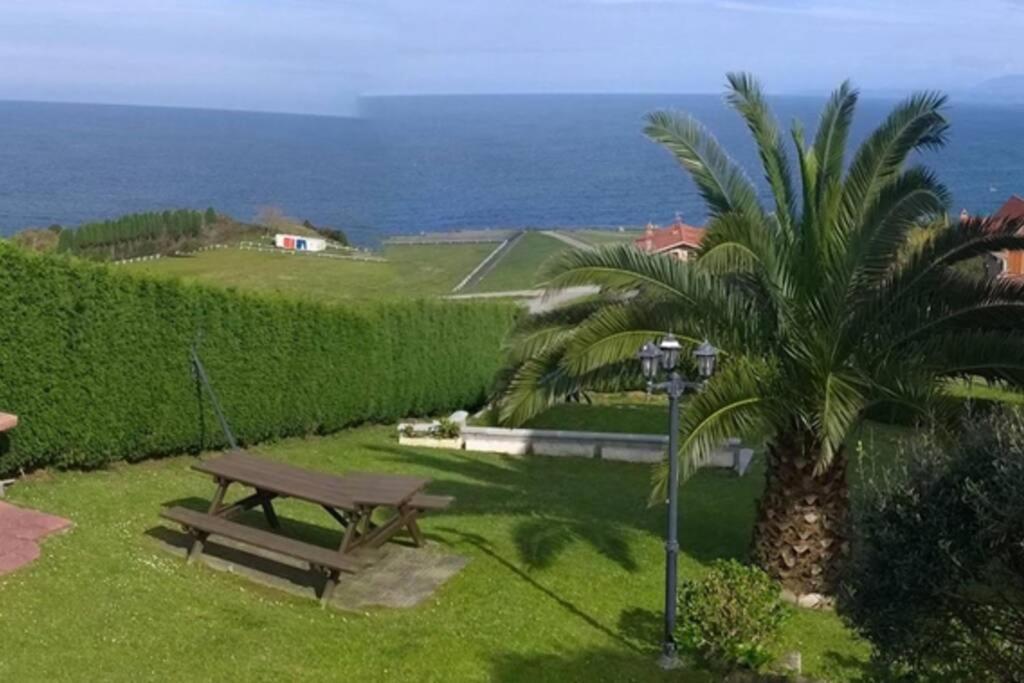 La Ventana Al Mar De Luanco Lägenhet Exteriör bild